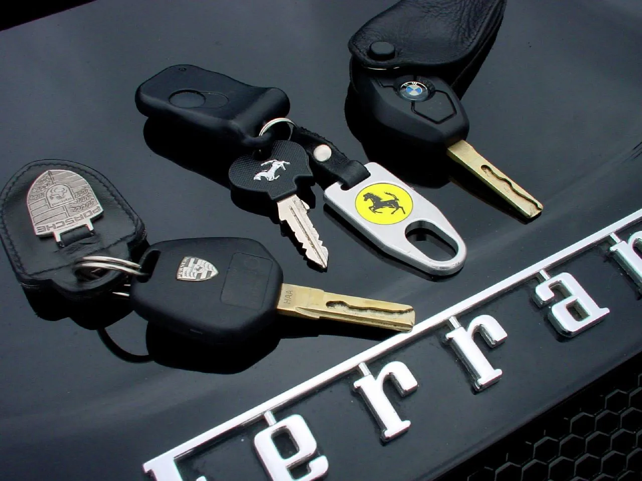 Un jeu de clés de voiture remis lors de la vente