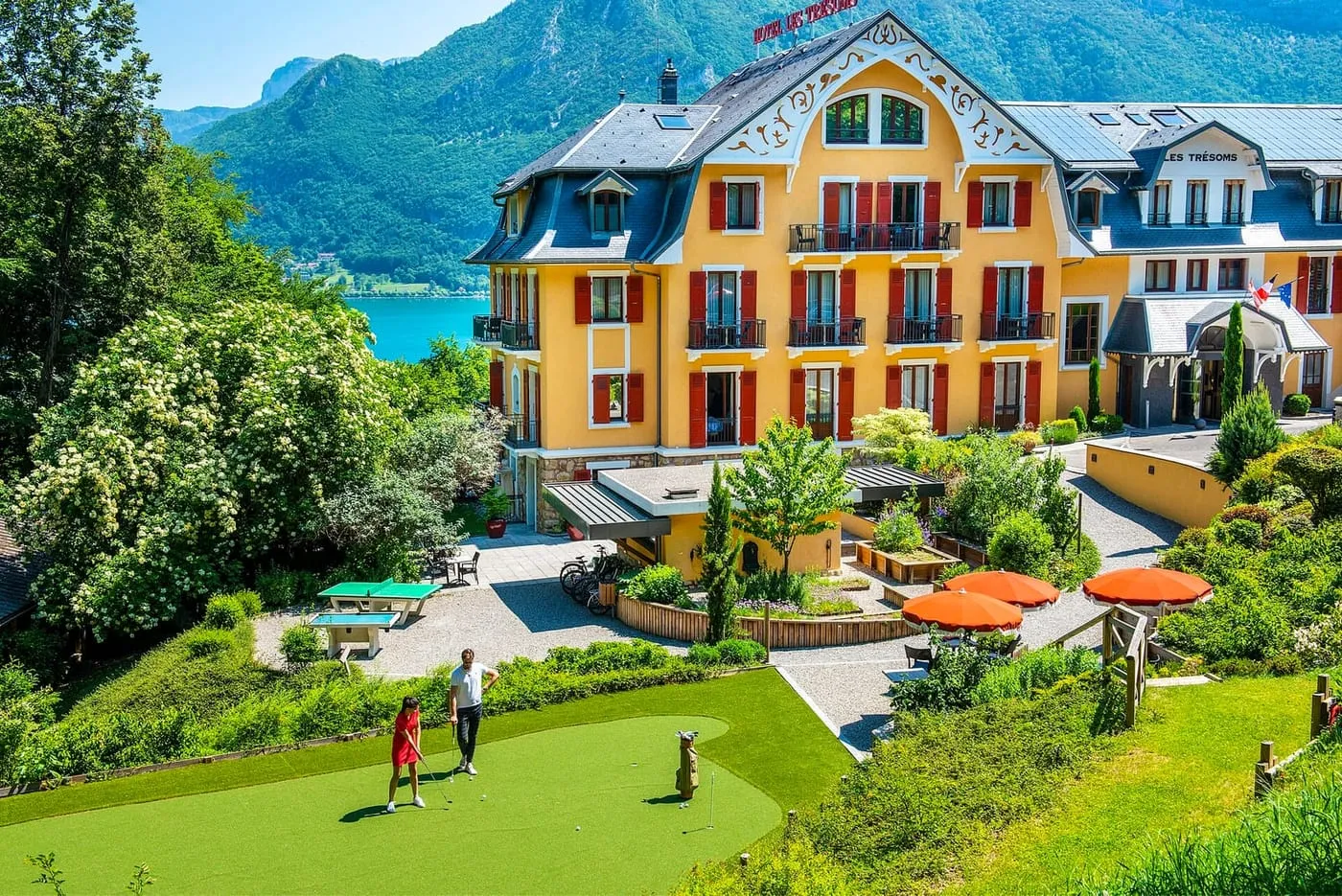 L'hôtel Les Trésoms, au bord du lac d'Annecy