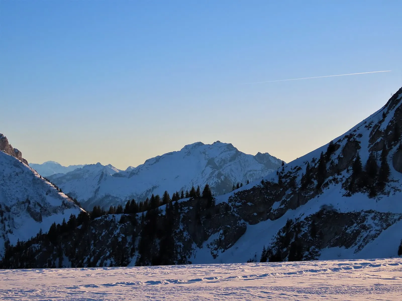 La Tournette vue depuis la montagne des Auges, dans le massif des Bornes